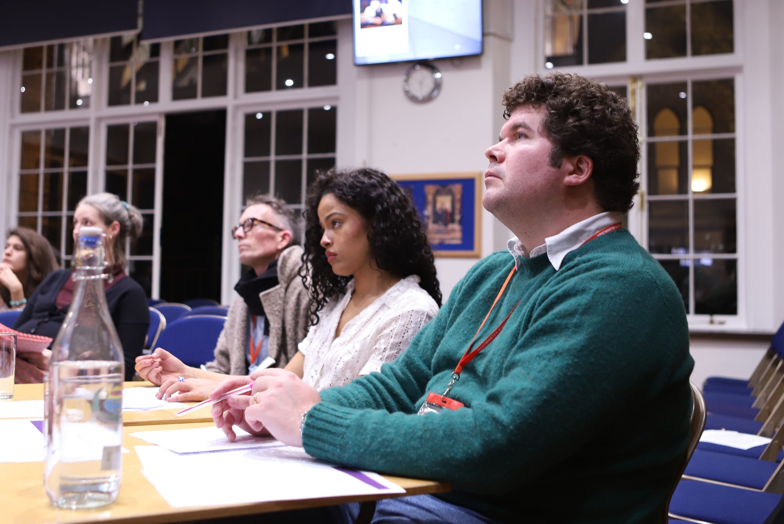 The two judges watching an entrant.